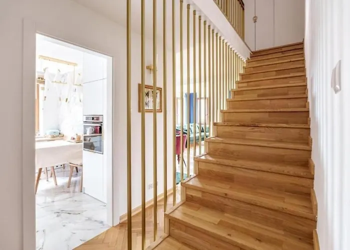 Luxury Family Villa In The Heart Of Warsaw